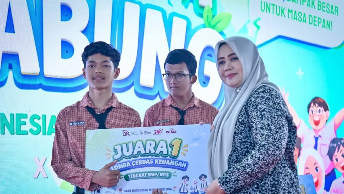 MENABUNG: Wagub NTB Indah Dhamayanti Putri saat menghadiri peringatan HIM tingkat provinsi di Gelanggang Pemuda Mataram, Jumat (28/8).


