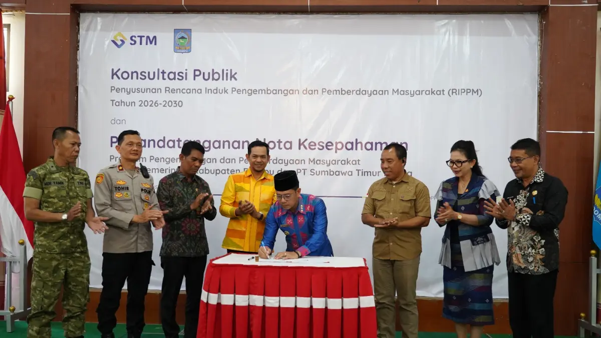  Pemerintah Kabupaten (Pemkab) Dompu dan PT Sumbawa Timur Mining (STM) menandatangani nota kesepakatan Program Pengembangan dan Pemberdayaan Masyarakat (PPM). 