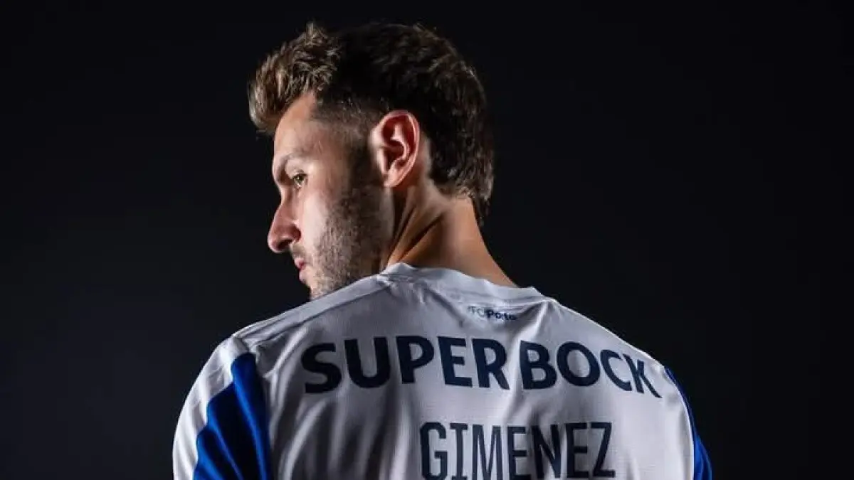 DIPINJAMKAN: Striker AC Milan Santiago Gimenez yang memulai petualangan baru bersama Porto. (Istimewa) 