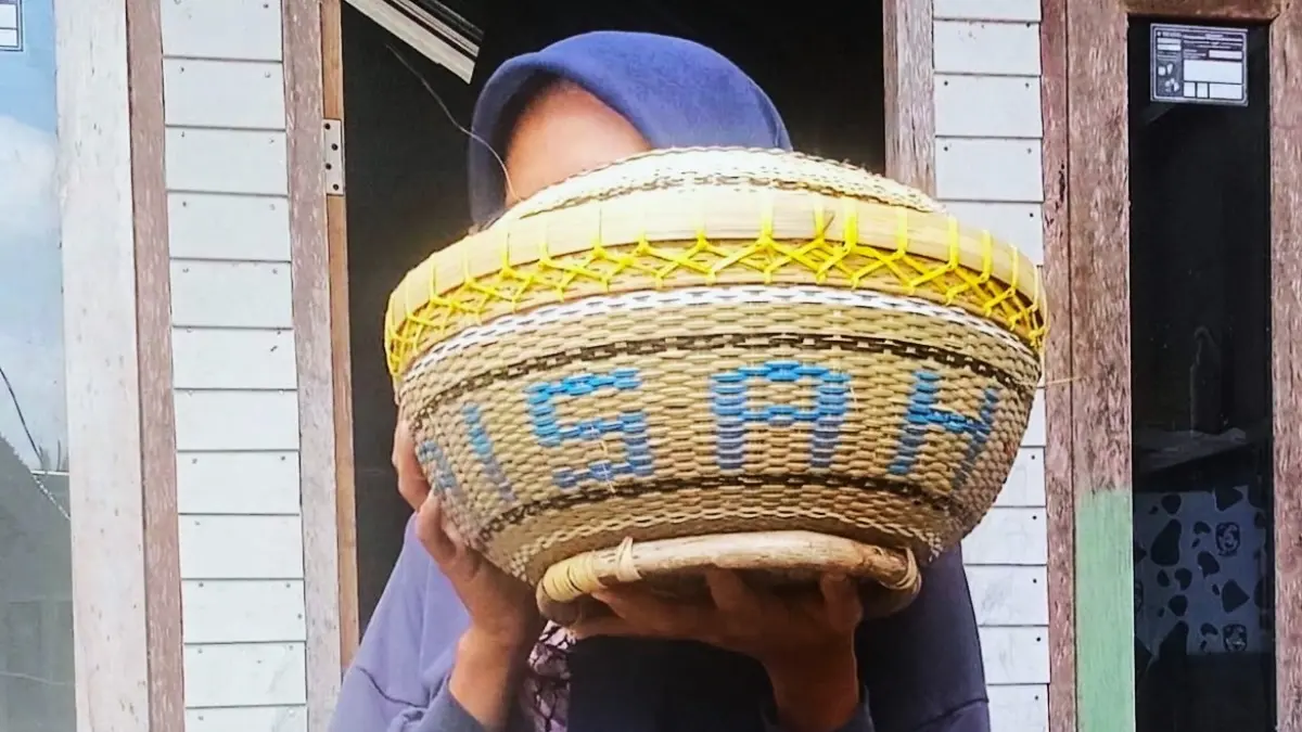BUTUH AKSES MODAL: Produk anyaman bambu Dusun Goa, di Desa Bentek, Kecamatan Gangga, Kabupaten Lombok Utara. (IST/LOMBOK POST)