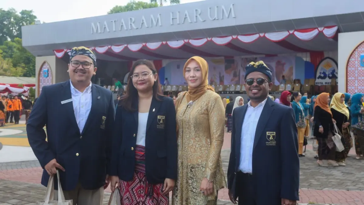 Direktur RSUD H. Moh. Ruslan Kota Mataram dr. Hj Eka Nurhayati bersama tim dari ANGELS