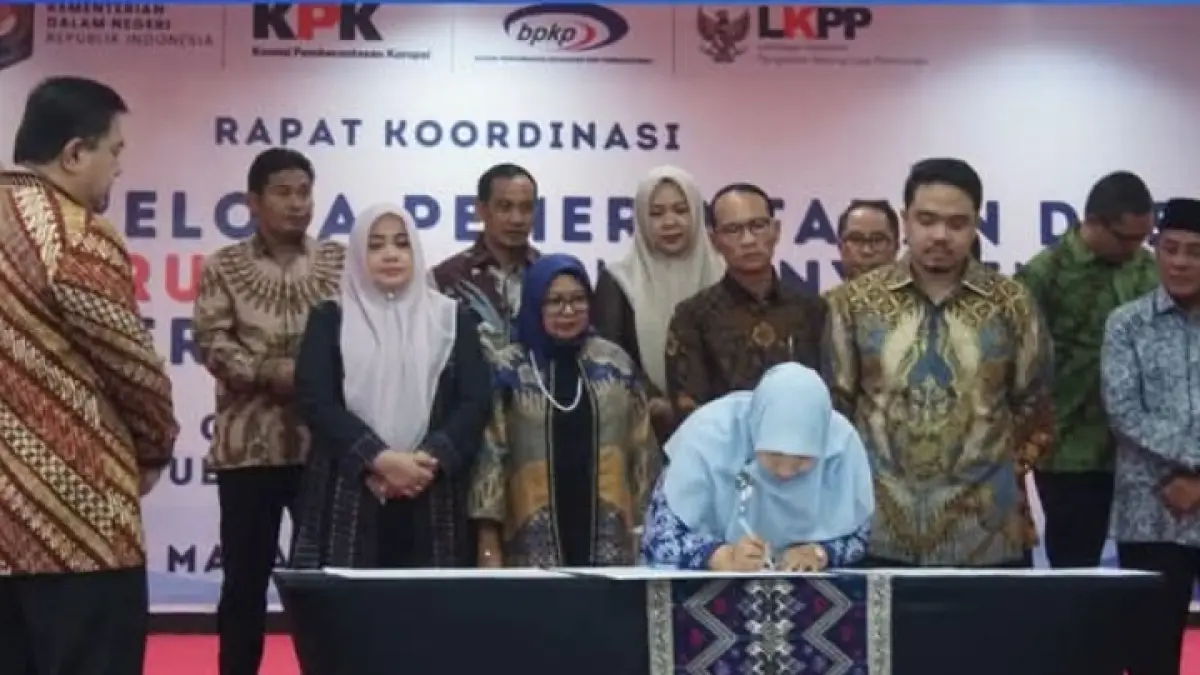 Rapat Koordinasi (Rakor) Tata Kelola Pemerintahan Daerah dan Pencegahan Korupsi bersama 11 Kepala Daerah se-NTB di Ruang Rapat Graha Bhakti Praja, Kantor Gubernur NTB, Kamis (3/9).