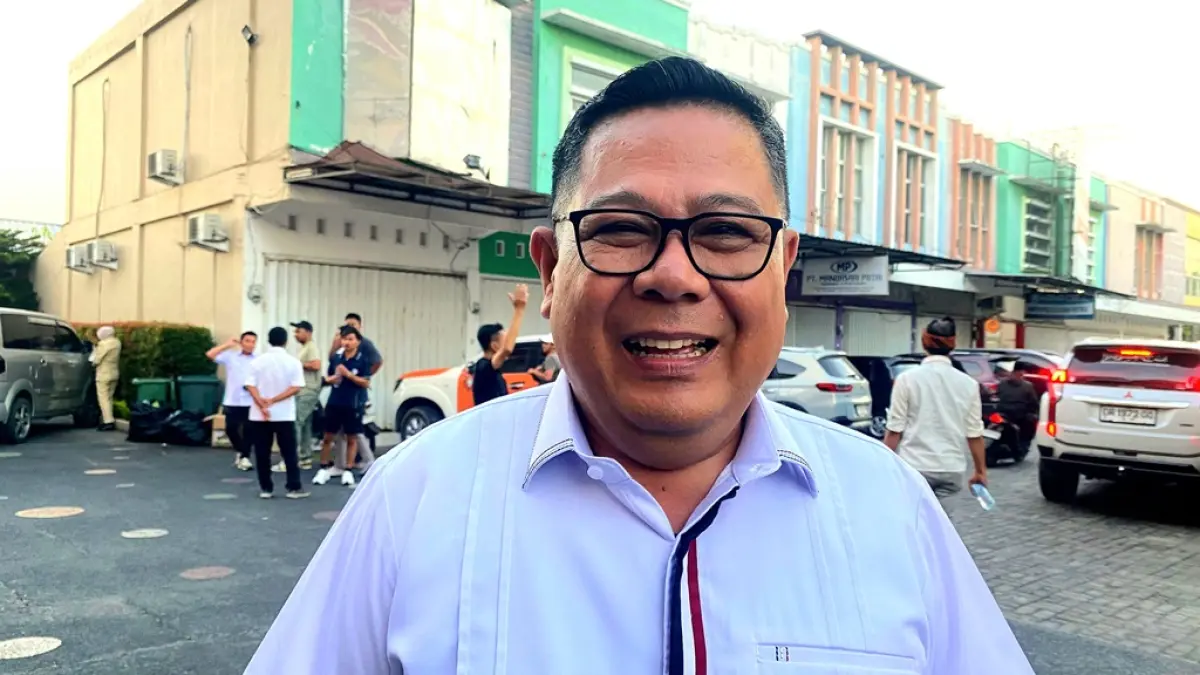 Iwan Panjidinata (Foto: Toni/Lombok Post)