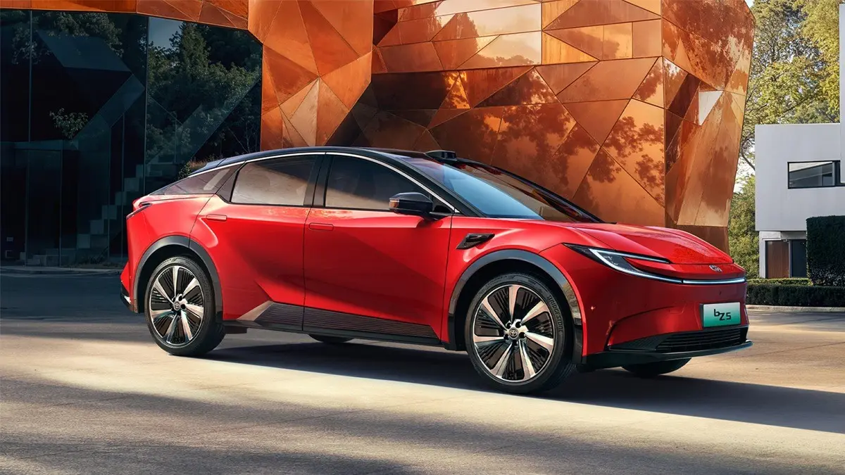 Toyota bZ5 Facelift 2027 (IST/LOMBOK POST)