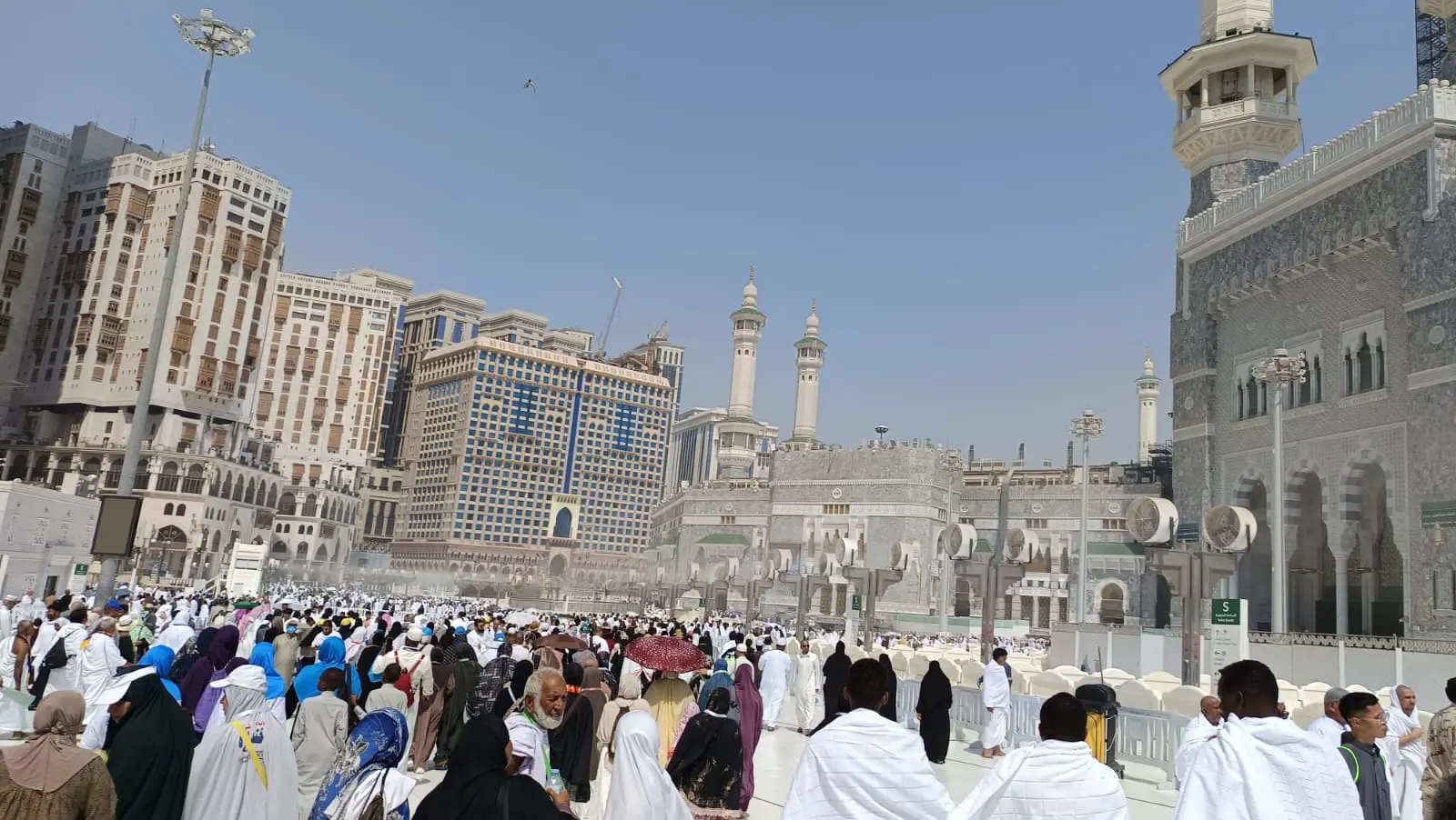 Suasana pelataran Masjidil Haram beberapa waktu lalu.