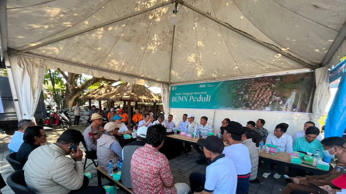 UNTUK SADE: Unram bersama Pemprov NTB dan UGM, serta masyarakat berkoordinasi menyiapkan masterplan pemulihan Desa Adat Sade dengan tetap mempertahankan identitas, kehidupan sosial-budaya, serta perekonomian masyarakat.

