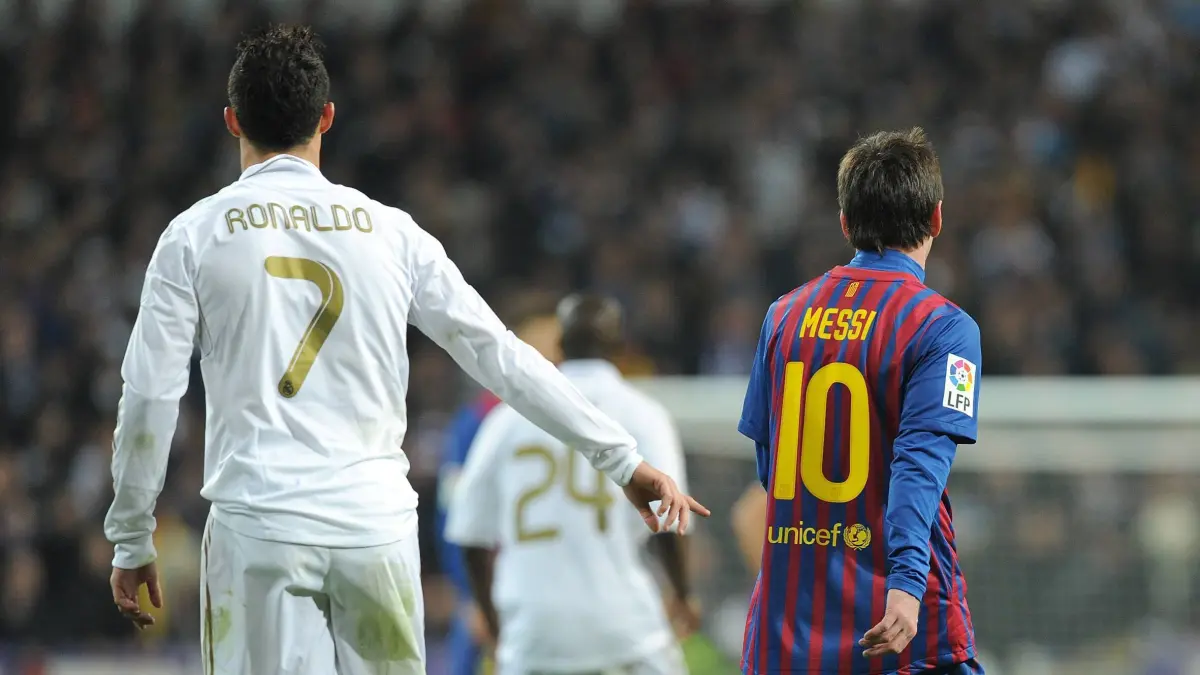 Carlos Tevez siapkan laga perpisahan di La Bombonera, berniat satukan Lionel Messi dan Cristiano Ronaldo dalam satu tim.