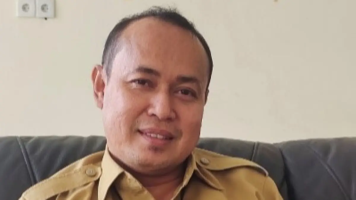 Kadis Dikbud KSB Agus.