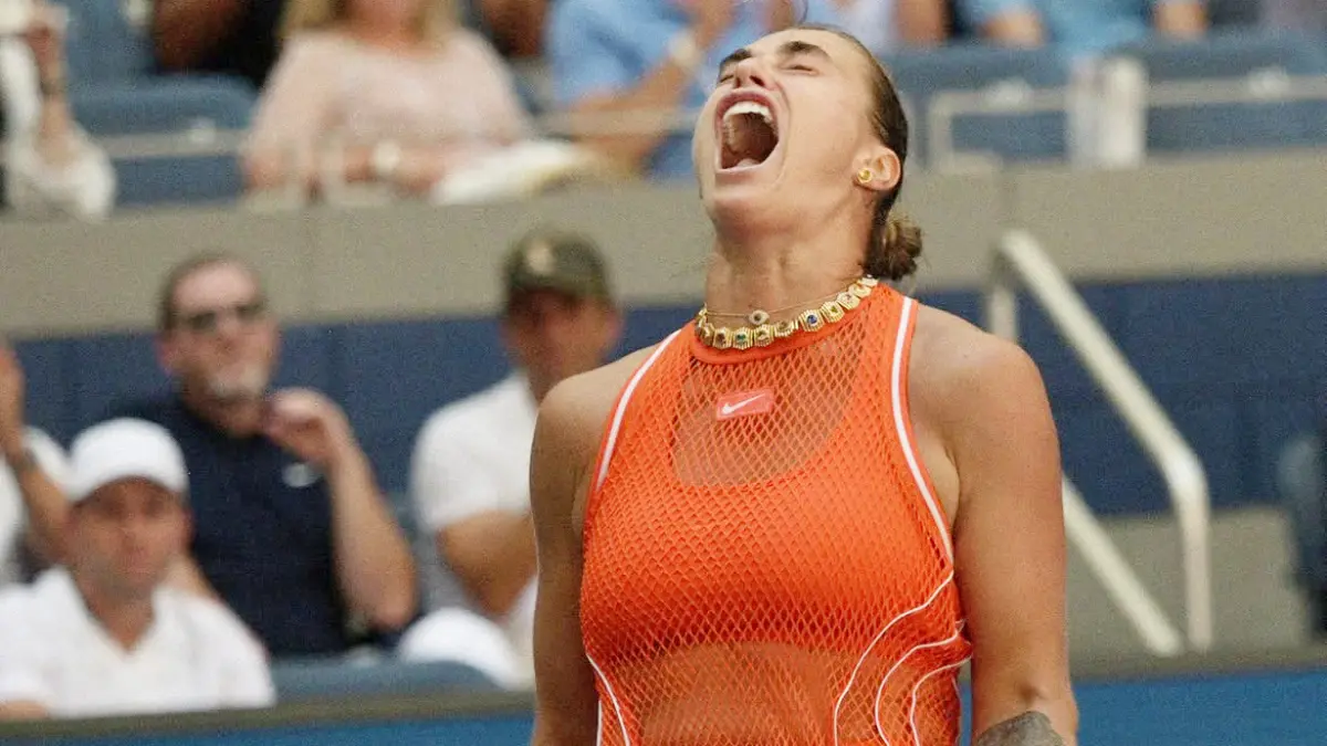 Aryna Sabalenka bangkit dari ketertinggalan untuk kalahkan Linda Noskova dan lolos ke semifinal US Open 2026, menjaga asa hattrick. (Instagram Aryna Sabalenka)