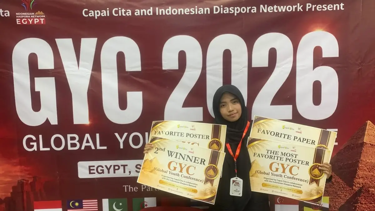 PRESTASI INTERNASIONAL: Kautsar Ratu Bilqis, siswi MAN 2 Mataram berhasil meraih empat penghargaan di gyc Kairo, Mesir, belum lama ini.