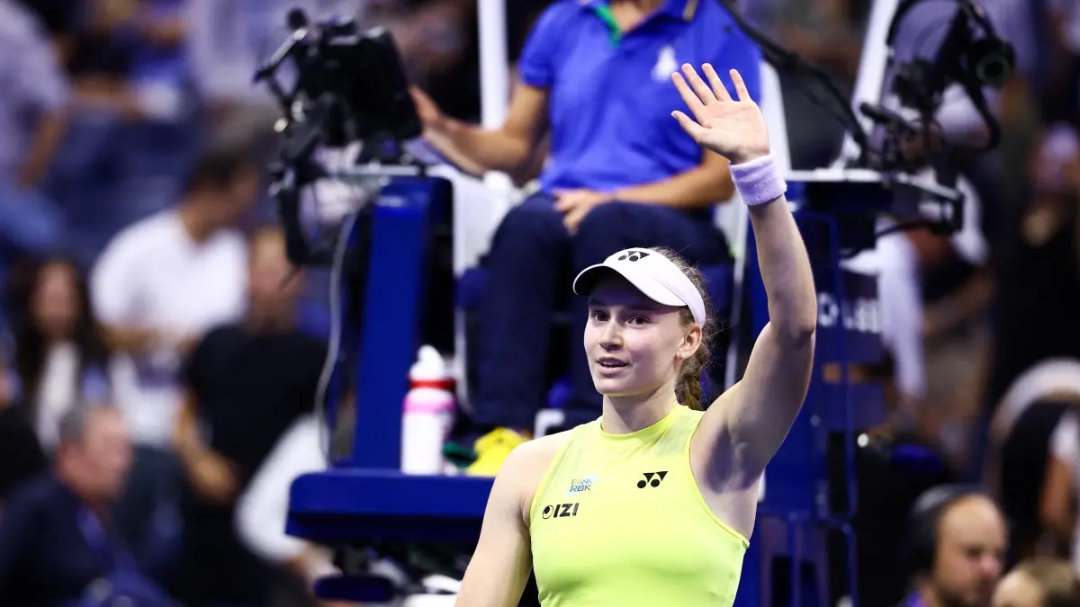 Elena Rybakina comeback kalahkan Coco Gauff dan tembus final US Open 2026. Ia akan menghadapi juara bertahan Aryna Sabalenka di final. (Photo AFP)