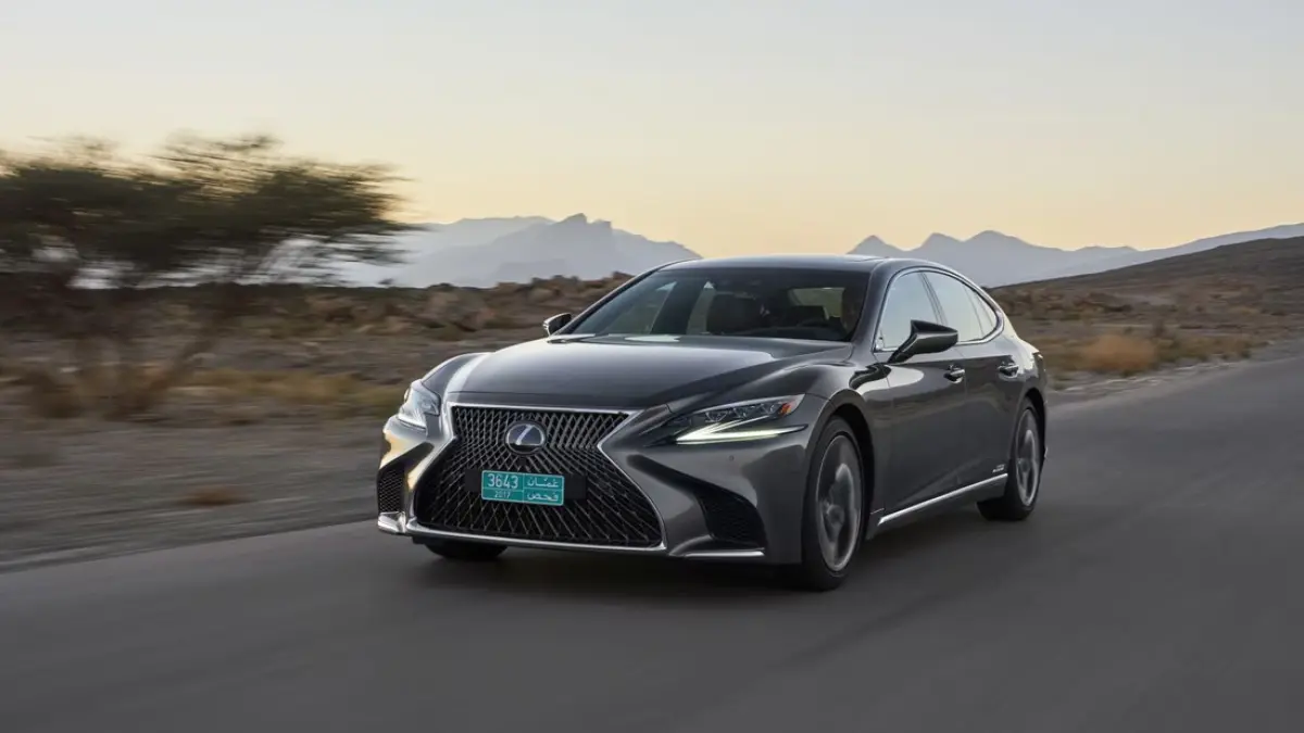 Lexus LS 500h. (IST/LOMBOK POST)