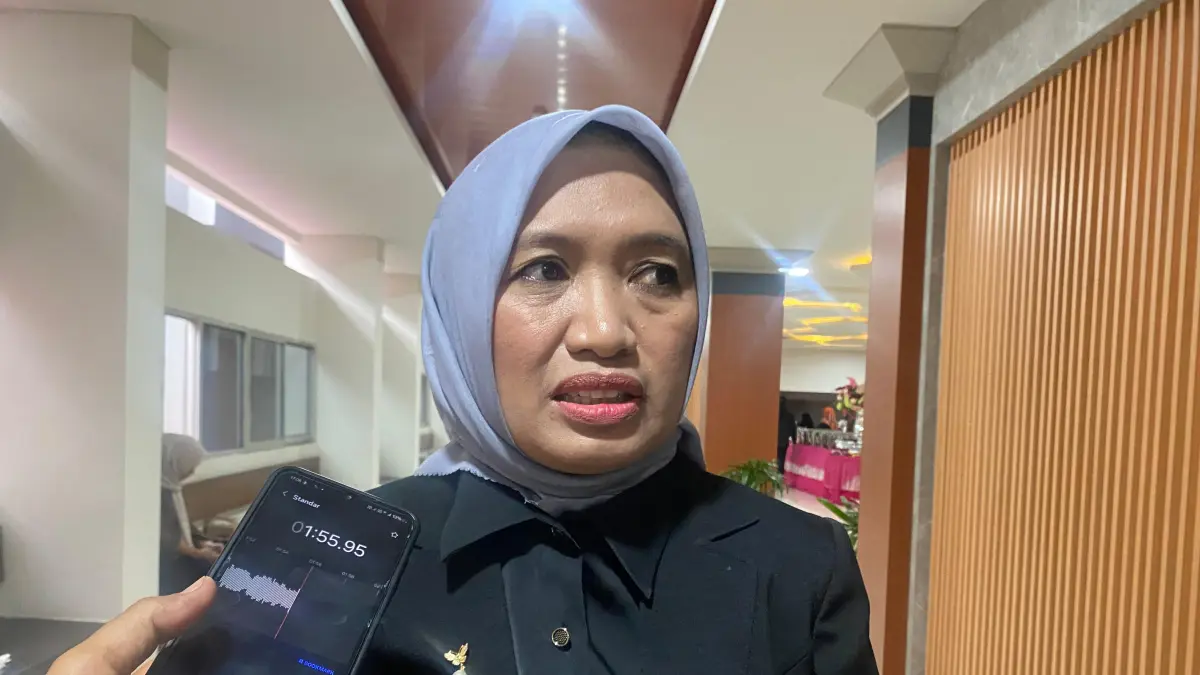 Hj Rohani (Foto: Toni/Lombok Post)