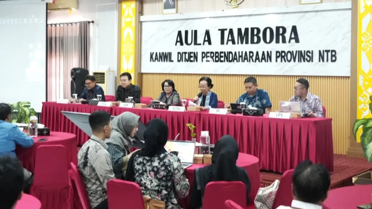 MEDIA BRIEFING: Penguatan sinergi yang dibahas dalam kegiatan Media Briefing Forum KSSK NTB Triwulan III 2026 di Kantor Wilayah Direktorat Jenderal Perbendaharaan (DJPb) Provinsi NTB, Selasa (15/9). (IST/LOMBOK POST)