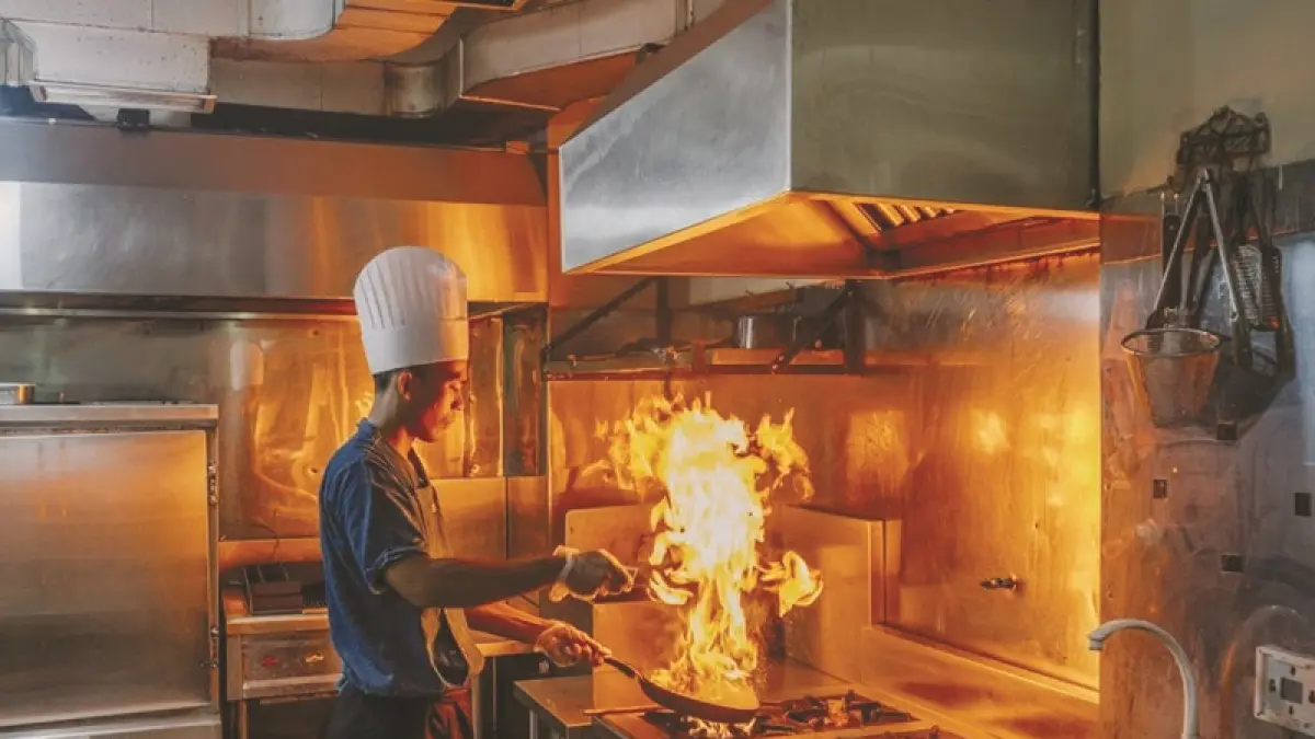 ILUSTRASI: Puri Indah Hotel & Conventions bakal menggelar “Battle Chef: Championship Platter” dalam rangkaian anniversary ke-11, 3 Oktober 2026. (IST/LOMBOK POST)