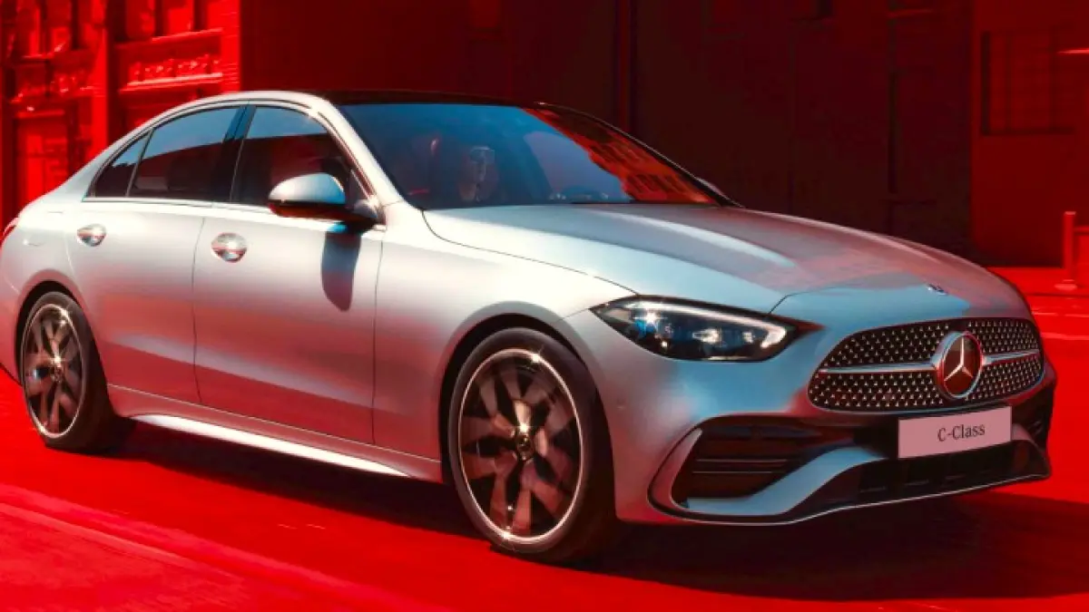 Mercedes-Benz C 300 4MATIC. (IST/LOMBOK POST)