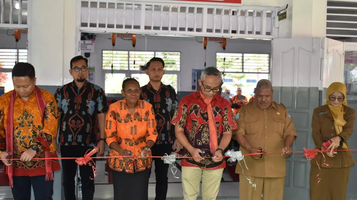 Peresmian SMK Binaan Astra