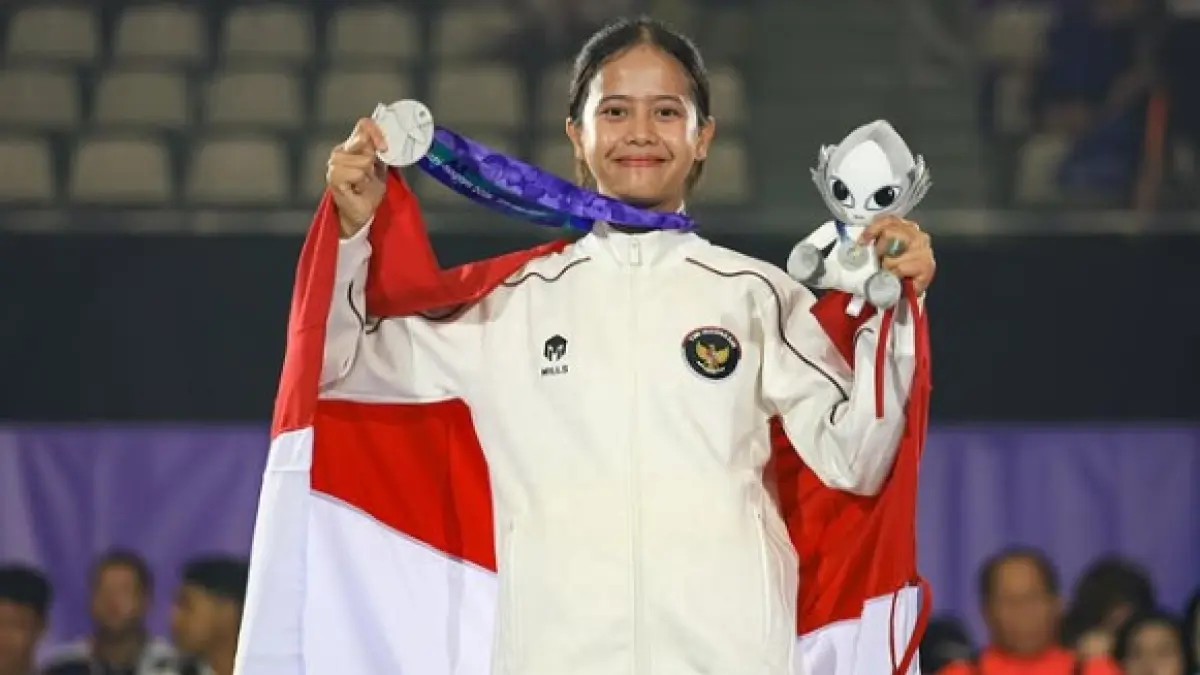 Atlet teqball Indonesia Sumaya berhasil menyumbangkan medali perak pertama bagi Indonesia di Asian Games Aichi-Nagoya 2026. (TIM INDONESIA OFFICIAL)