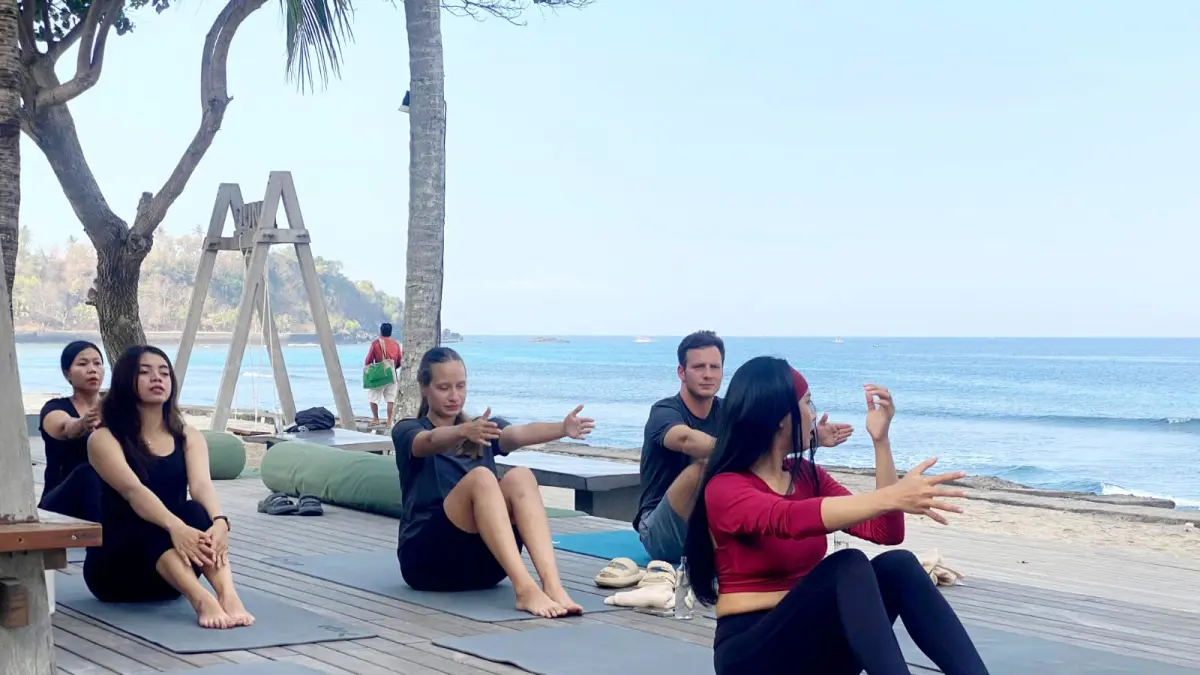 JAGA HIDUL SEHAT: Qunci Villas menghadirkan kegiatan pilates hingga yoga mrmperingati World Wellness Weekend Jumat (18/9) hingga Minggu (20/9).
