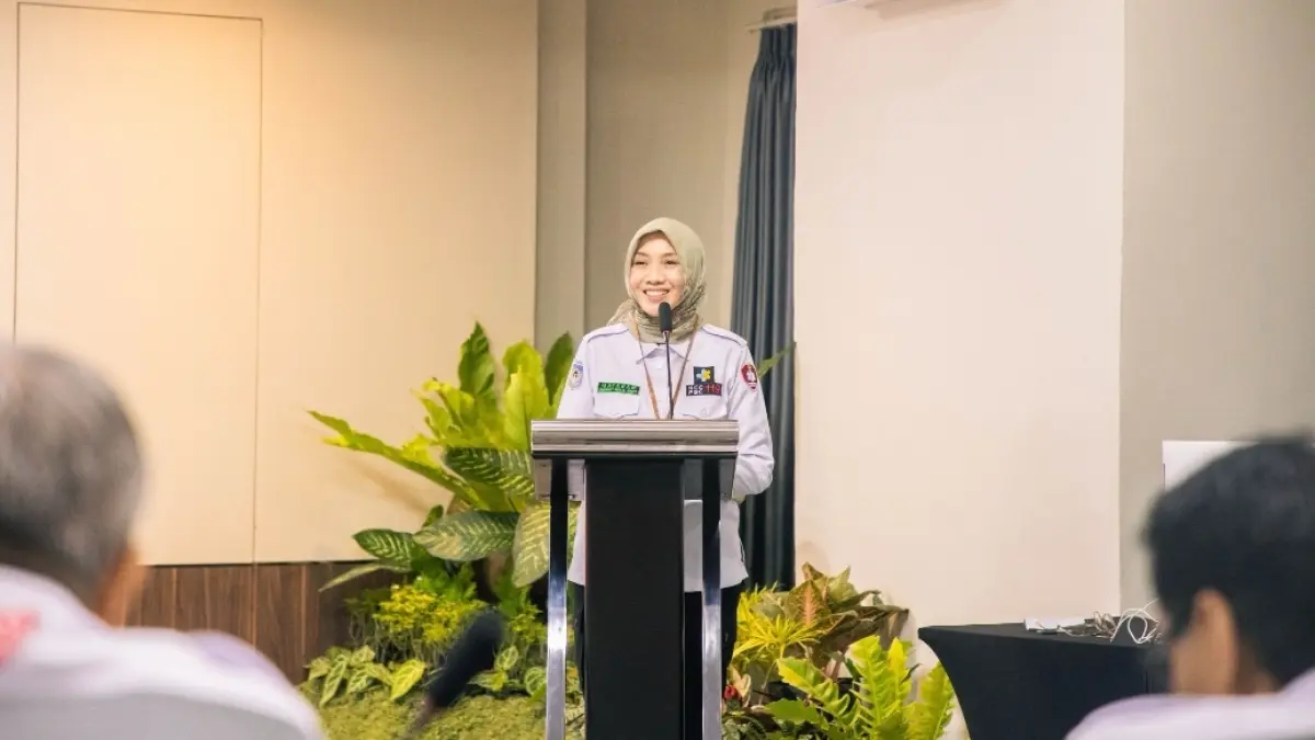 dr. Hj. Eka Nurhayati