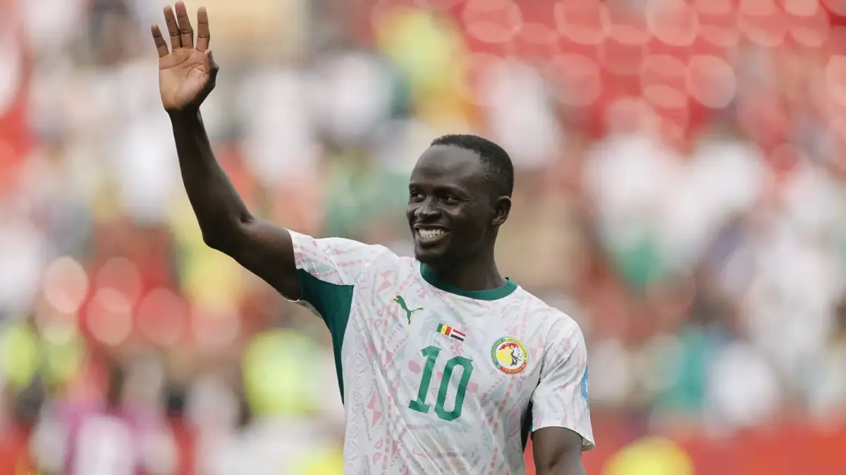 Sadio Mane menginvestasikan 20 juta dolar AS untuk membangun proyek pertanian SM10 Agro di Senegal dan membuka 1000 lapangan kerja.