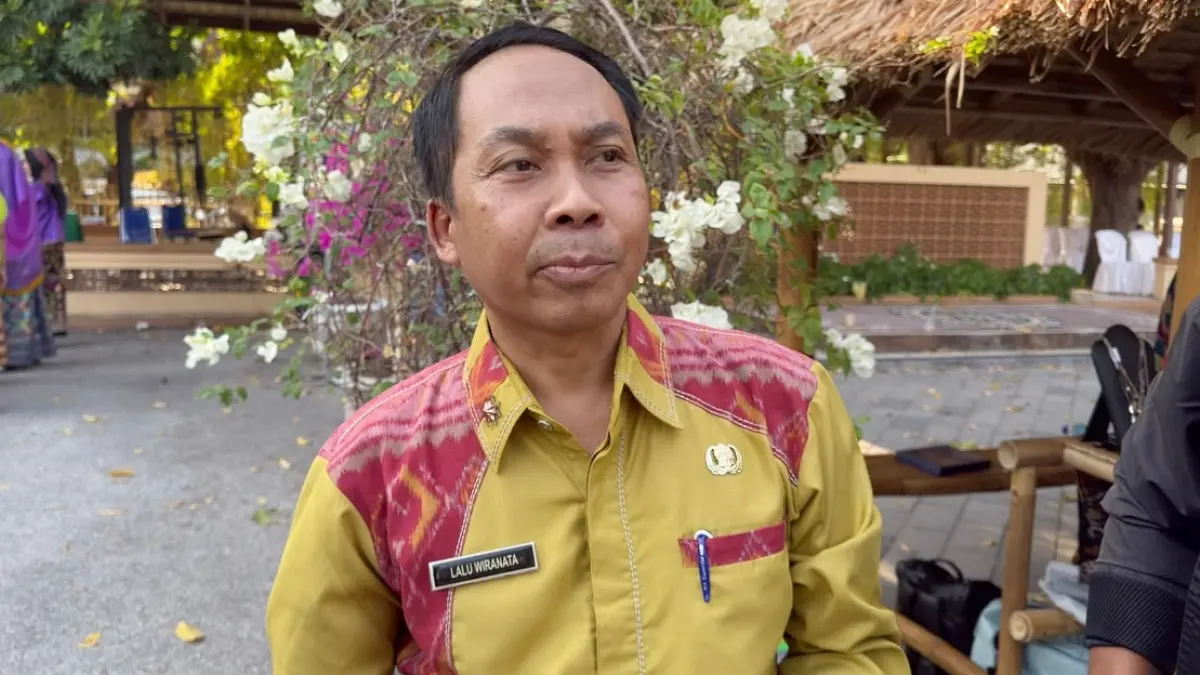 Kepala Disperindag NTB Lalu Wiranata. (YUYUN/LOMBOK POST)