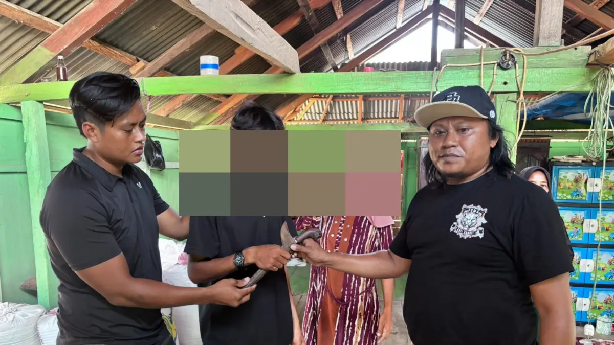 Pelaku JK ditangkap anggota Satreskrim Polres Bima Kota dan Polsek Langgudu, Rabu (23/9).