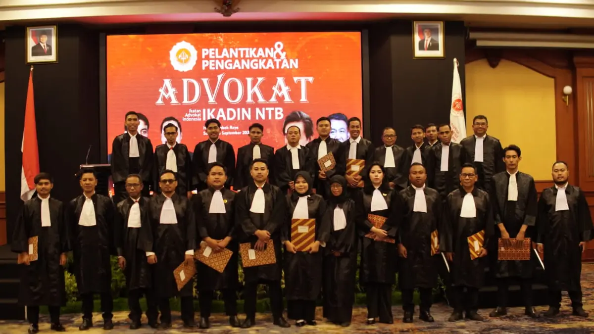 IKADIN NTB mengukuhkan 25 advokat baru di Mataram. Integritas, independensi, kode etik, dan akses keadilan menjadi pesan utama.