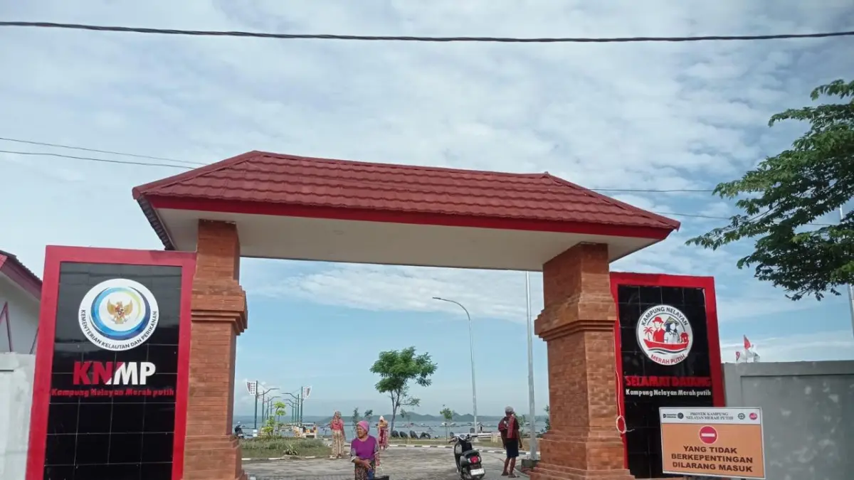 KNMP EKAS: Kondisi Kampung Nelayan Merah Putih Emas Buana yang sudah rampung dan mulai beroperasi.
