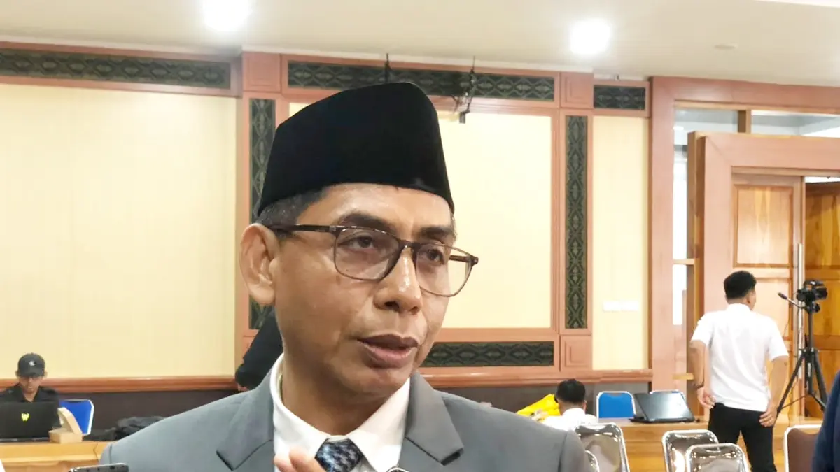 Ketua Komisi III DPRD NTB Sambirang Ahmadi. (YUYUN/LOMBOK POST)