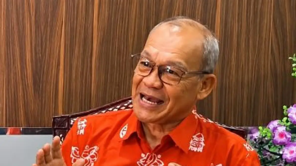 Kepala Dinas Perikanan KSB Agus Purnawan. (Faruk/Lombok Post)