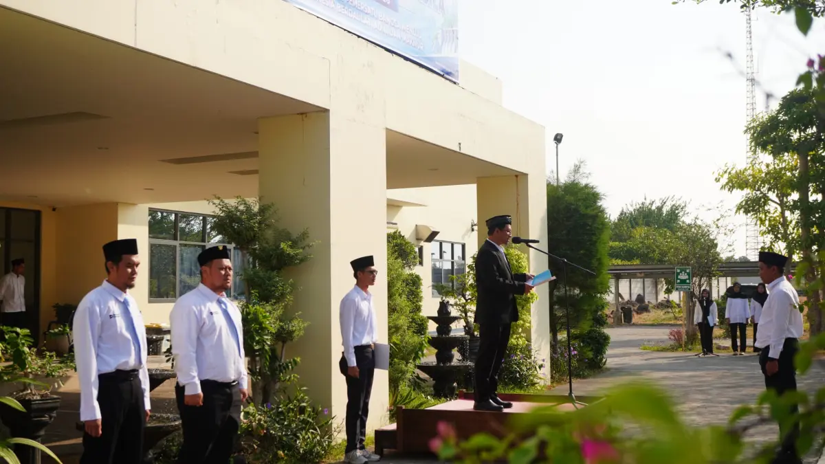 APEL: Jajaran PT PLN Nusantara Power saat mengikuti upacara hari kesakitan pancasila.