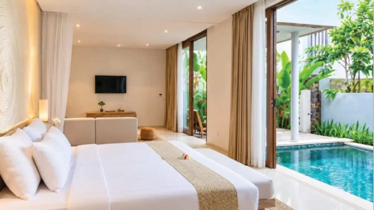 DELUXE POOL: Promo kamar Deluxe Pool Svarga Resort Lombok Rp1.550K sudah include breakfast, spa 10 menit di Hagia Spa, diskon 10 persen untuk F&B dan welcome cake. (IST)