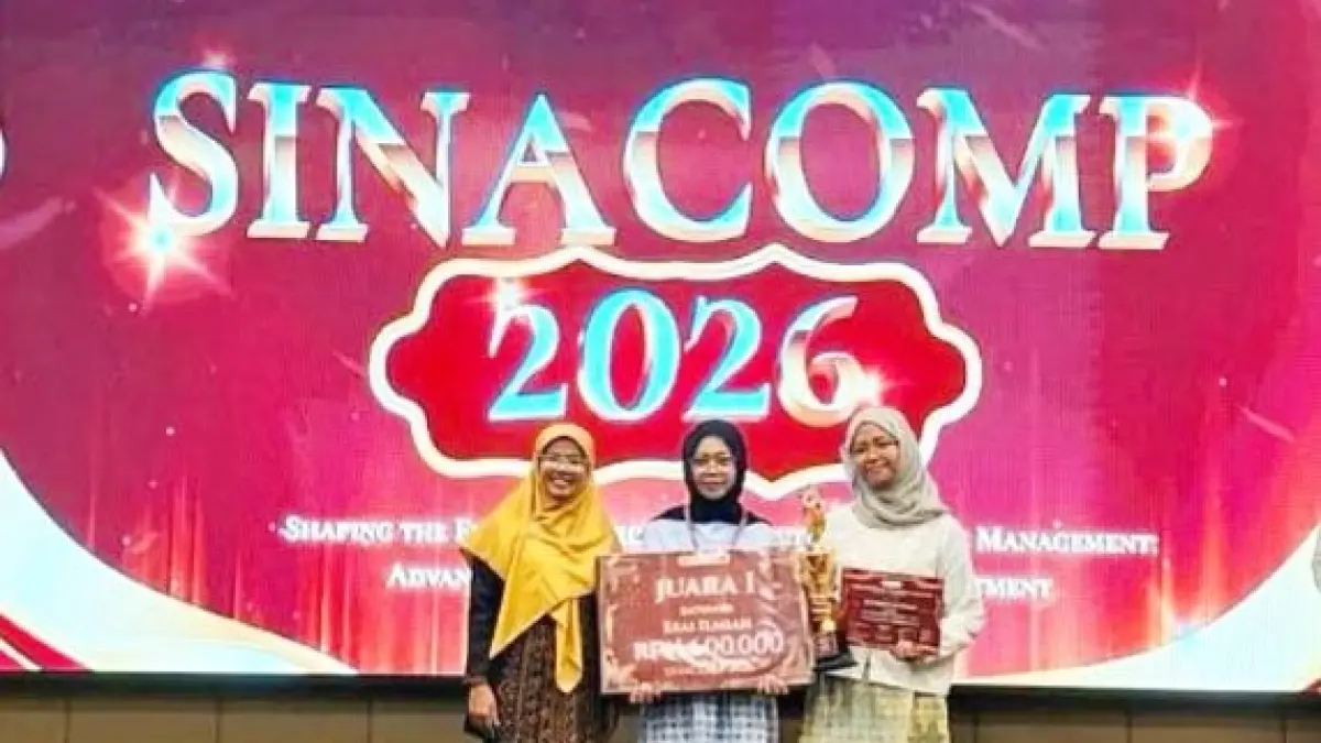 Mahasiswa FK Ummat meraih juara 1 SINACOMP 2026.