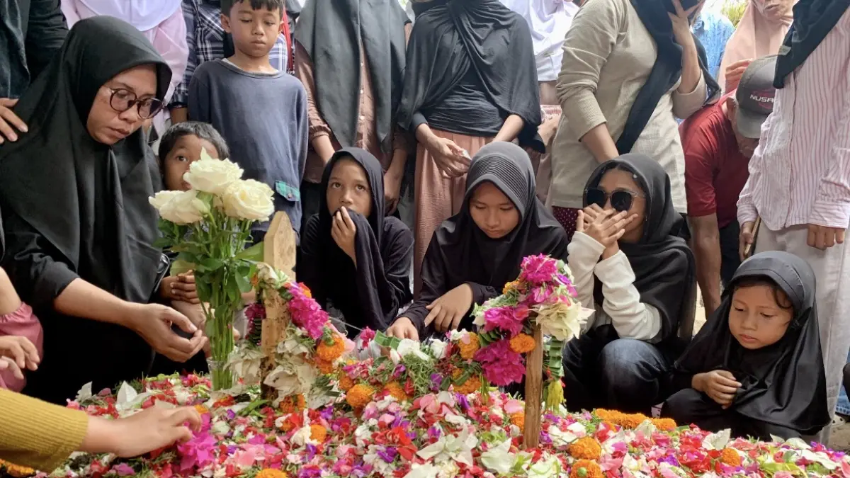 Guru dan Keluarga Desak Polisi Usut Tuntas Pelaku Pembacokan Gibran