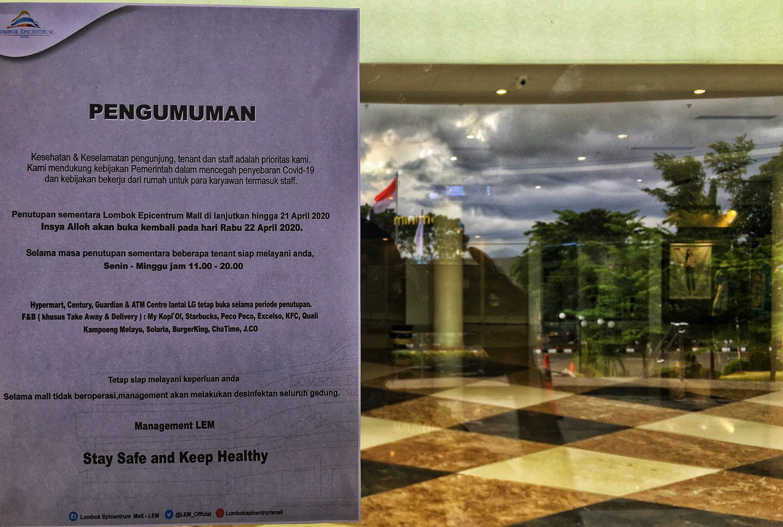 SEGERA BUKA: Lombok Epicentrum Mall menjadi salah satu perusahaan yang memilih tutup sementara demi mendukung langkah pemerintah dalam menangani penyebaran virus Korona. Namun, dalam waktu dekat, LEM akan kembali buka seperti biasa melayani warga Kota Mat