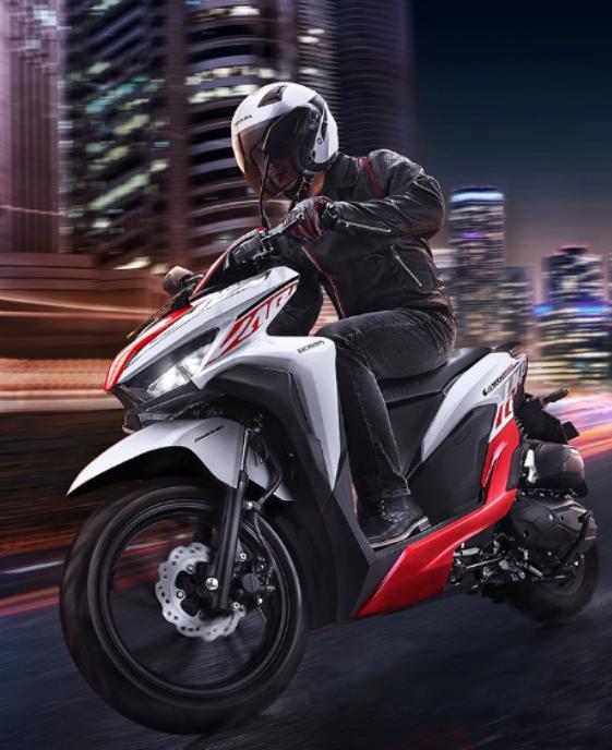 KEREN: Tampilan Vario 150 dengan striping baru.