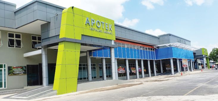 MEGAH: Ruang pelayanan pasien yang diresmikan Bupati HM Suhaili FT di RSUD Praya Loteng, Rabu (14/10). (dedi/Lombok Post)