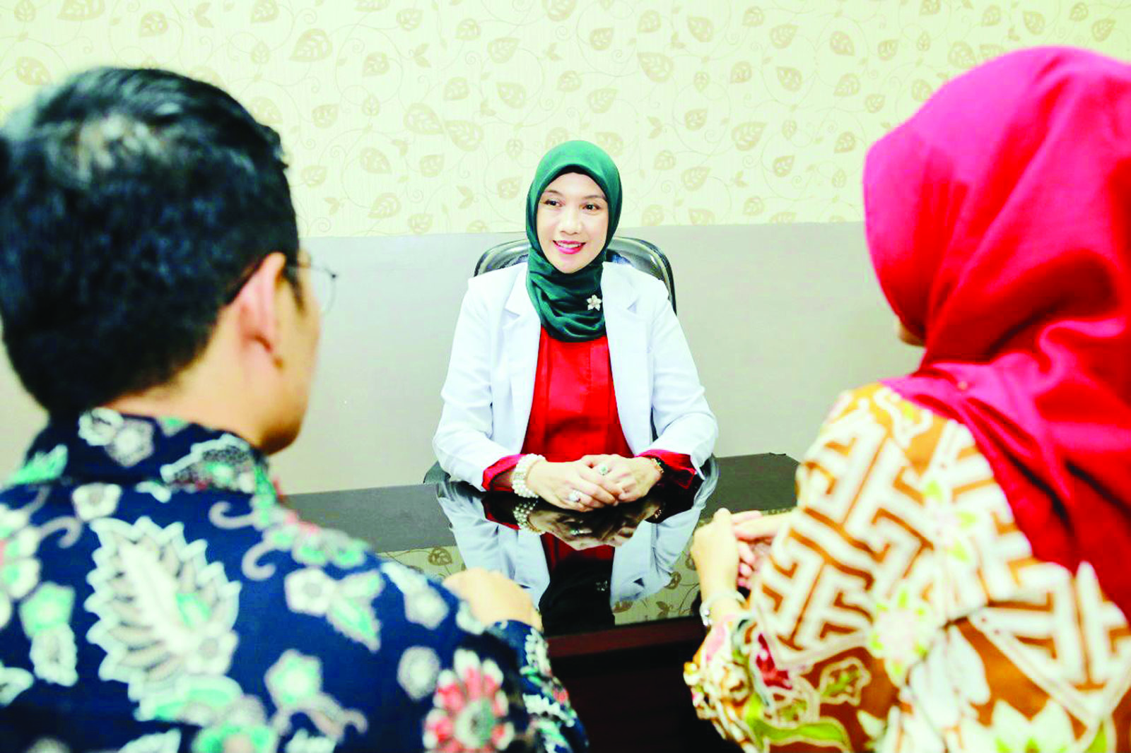 dr.Hj Eka Nurhayati, Sp.OG-KFER.