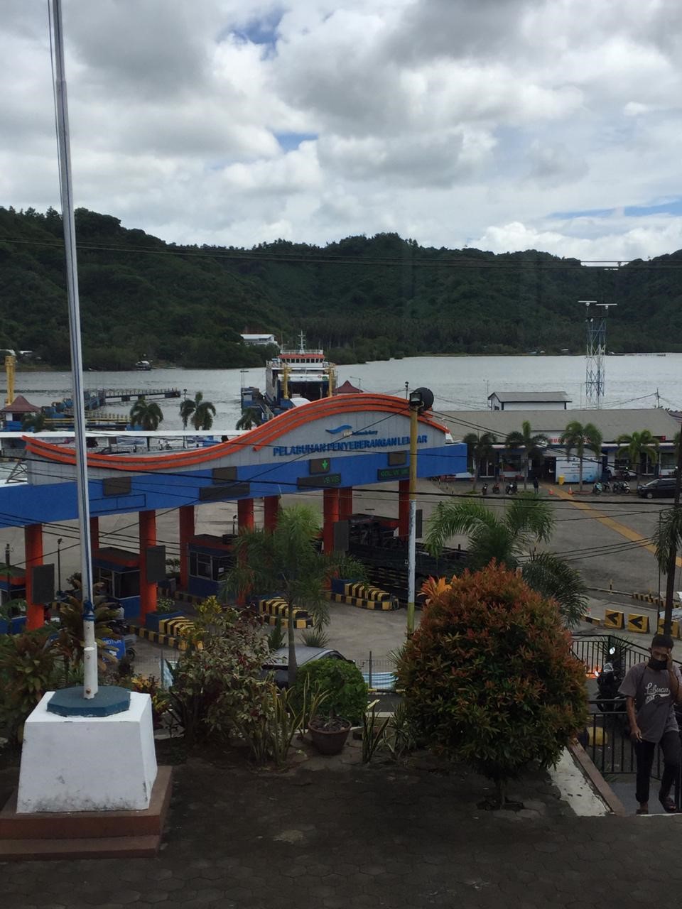 SEPI: Komdisi Pelabuhan lembar yang tampak minim aktivitas, karena berkurangnya pergerakan orang, akibat pandemi, Kamis (7/1).