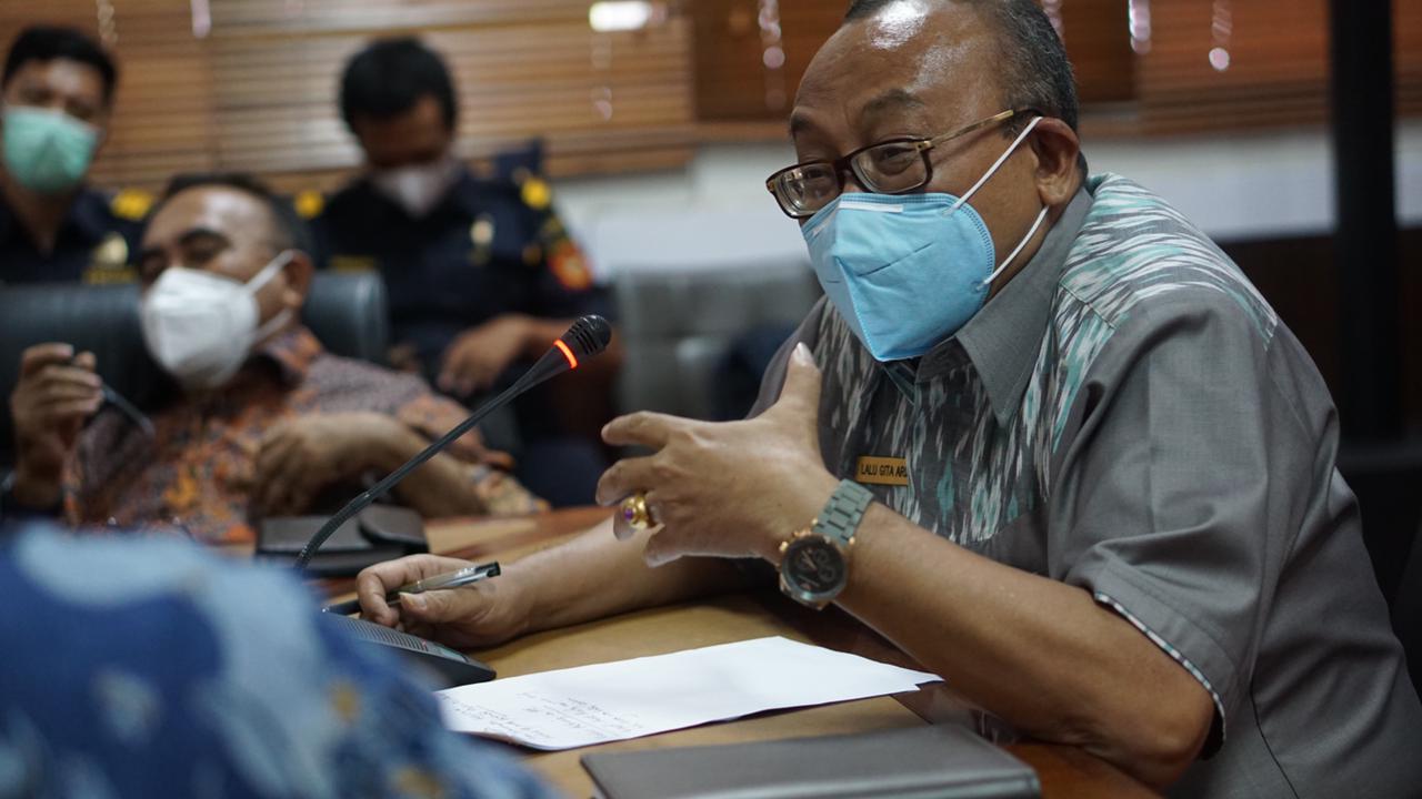 Sekda NTB H Lalu Gita Ariadi. (Diskominfotik NTB for Lombok Post)