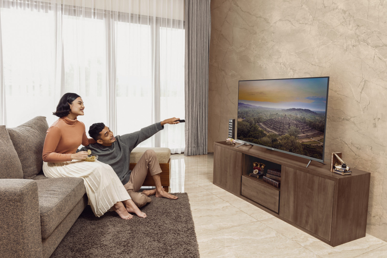 Produk Smart TV terbaru Xiaomi adalah Mi TV 4 Bezel-less menampilan desain mewah dan menawarkan pengalaman imersif dalam menikmati konten. (IST/Lombok Post)