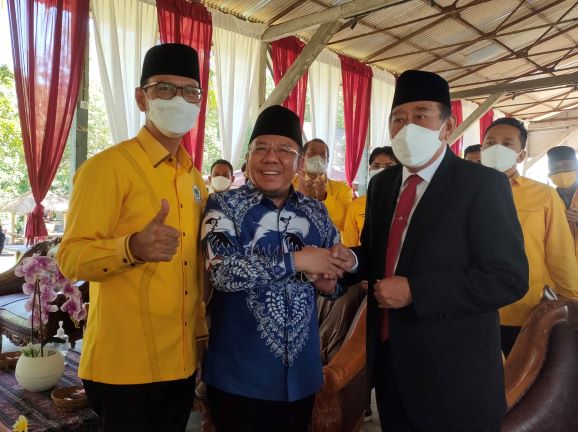 Mariadi terpilih secara aklamasi menakhodai Golkar Kabupaten Lombok Utara (KLU). Wakil Ketua DPRD KLU itu menggantikan Ketua DPD Golkar KLU sebelumnya, Djekat yang telah dua periode.