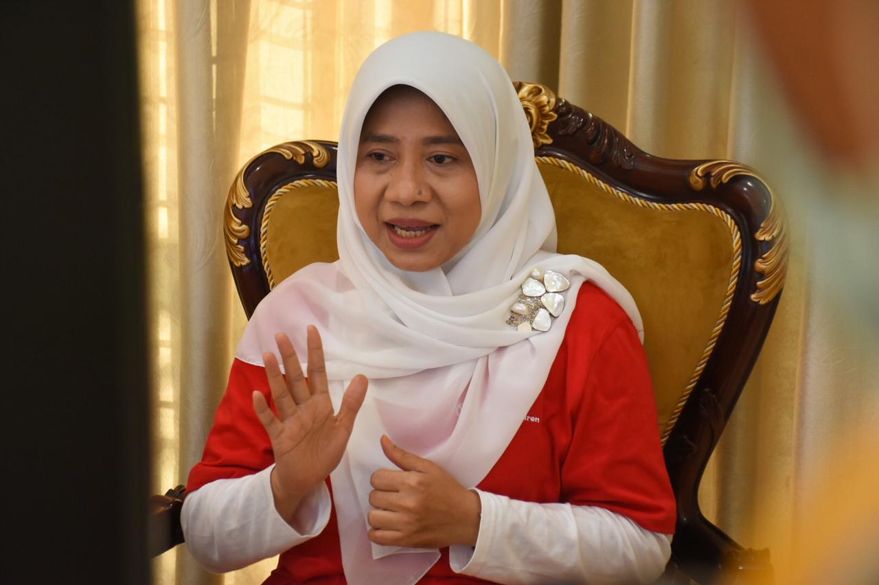 Hj Niken Saptarini Widyawati Zulkieflimansyah (Dinas Kominfotik NTB for Lombok Post)