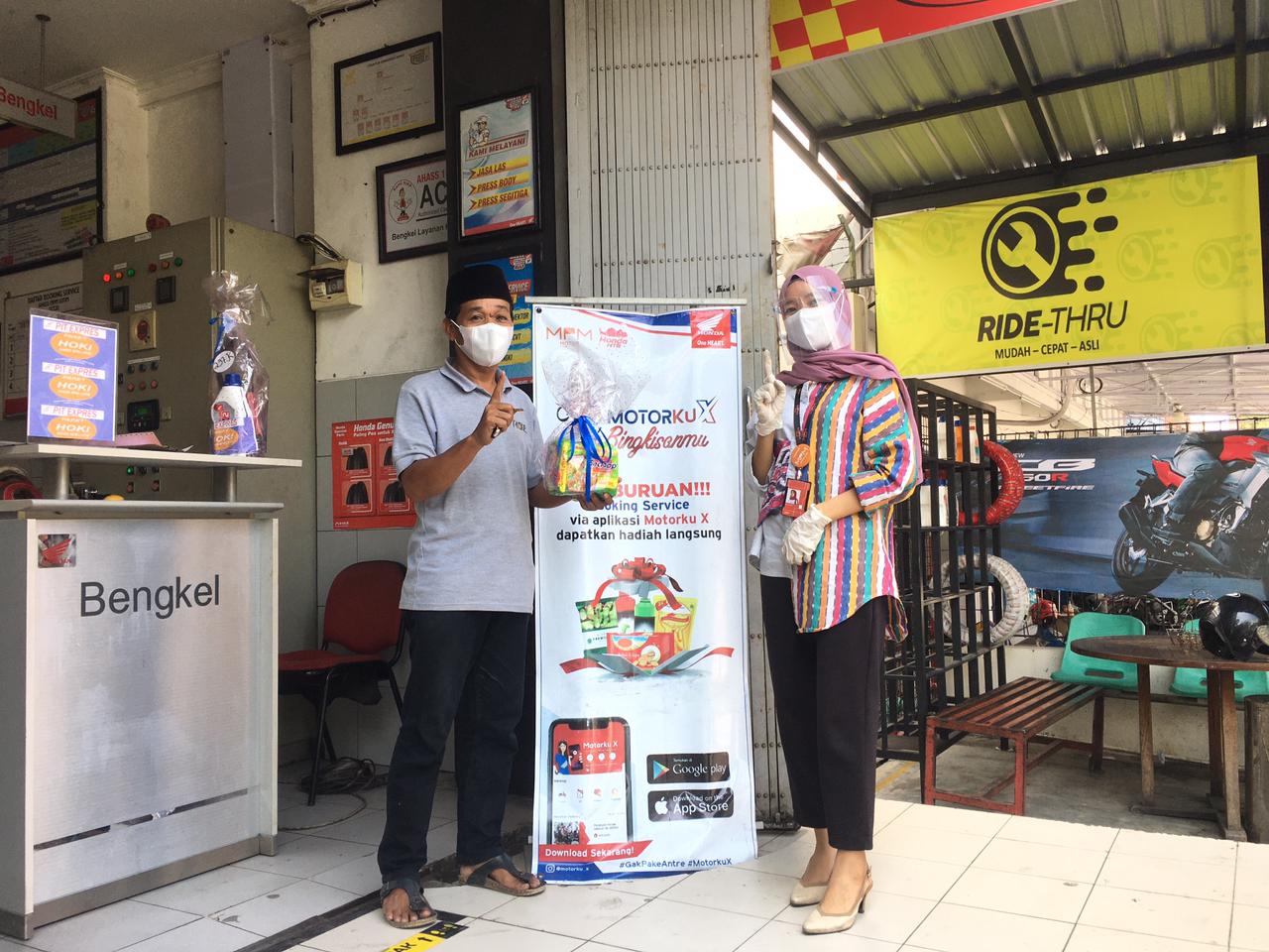 SALAM 1 HATI : Konsumen Honda mendapatkan hadiah langsung saat booking servis menggunakan aplikasi Motorku X.