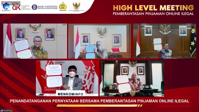 KOLABORASI: Pernyataan bersama dilakukan secara virtual kemarin (20/8) dan dihadiri oleh Ketua Dewan Komisioner OJK Wimboh Santoso, Gubernur BI Perry Warjiyo, Kapolri Jendral Listyo Sigit Pranowo yang diwakili oleh Kabareskrim Komjen Agus Andrianto, Mente
