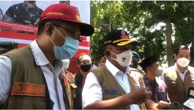 RTG: Kepala BNPB Ganip Warsito bersama Gubernur NTB H Zulkieflimansyah memberikan keterangan pers terkait persoalan dana RTG yang diblokir. (Ist Lombok Post)