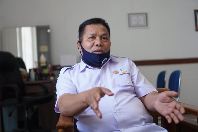 Kepala DP3AKB Lotim Ahmat (Fatih/Lombok Post)