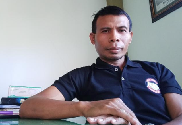 Ketua FKKD Kecamatan Sakra Barat Hanapi (Fatih/Lombok Post)
