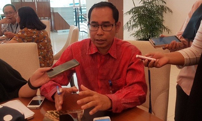 Direktur Perlindungan Warga Negara Indonesia (PWNI) Badan Hukum Indonesia (BHI) Kementerian Luar Negeri, Judha Nugraha, menyampaikan seorang WNI yang disandera milisi Houthi di Yaman berada dalam kondisi sehat. (Antara Photo)